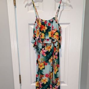 Floral maxi NWT medium